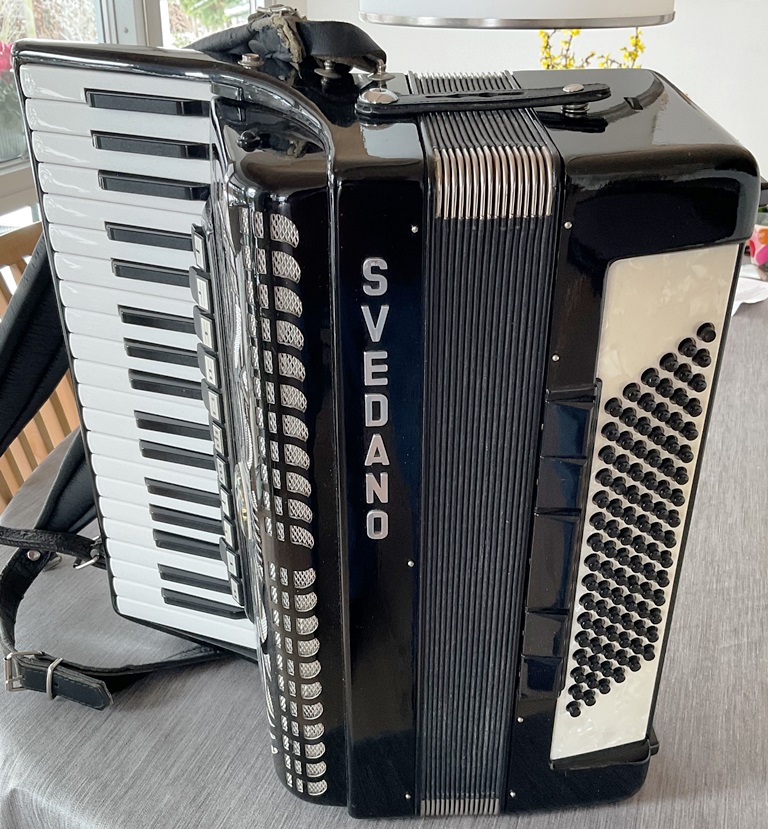 Laura lars andersen laasby svedano piano1