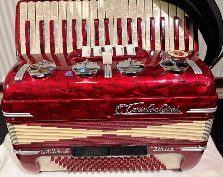 arne dahl aalborg tombolini roed piano1