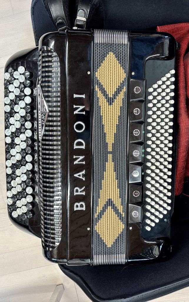 christian boeriths taars brandoni model250 knap1