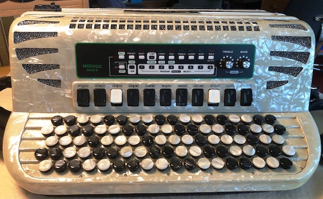 poul hoejbak esbjerg Excelsior midivox knap2