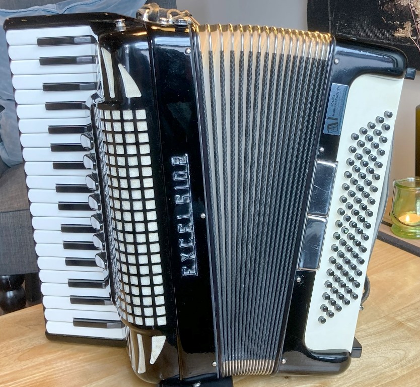 svend hoeholt jensen sindal excelsior piano2